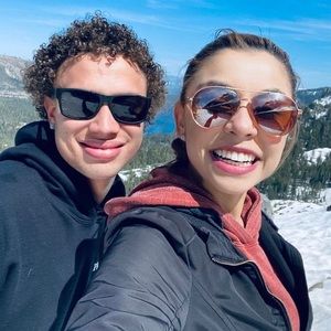 Meet your Posher, Kelvin deshawn